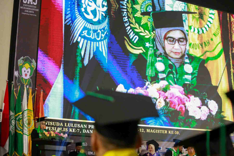 Wisuda-Mei-2025-Sesi-2_UMJ_6370