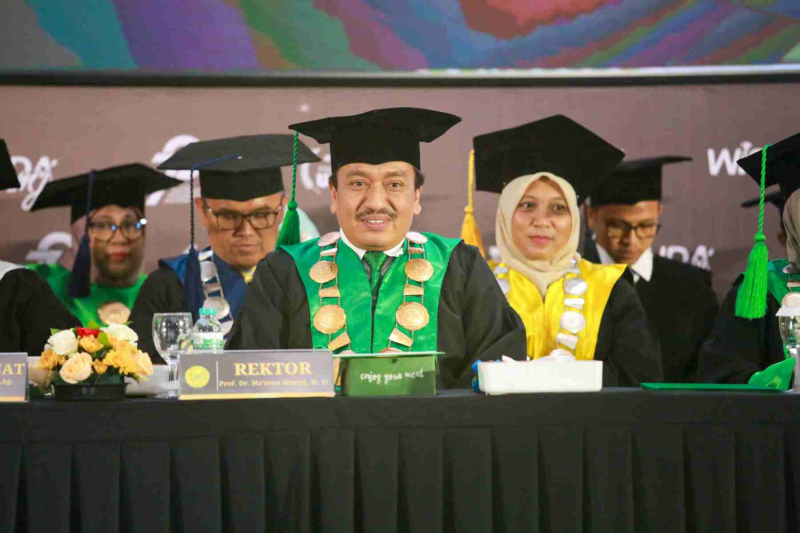 Wisuda-Mei-2025-Sesi-2_UMJ_6381
