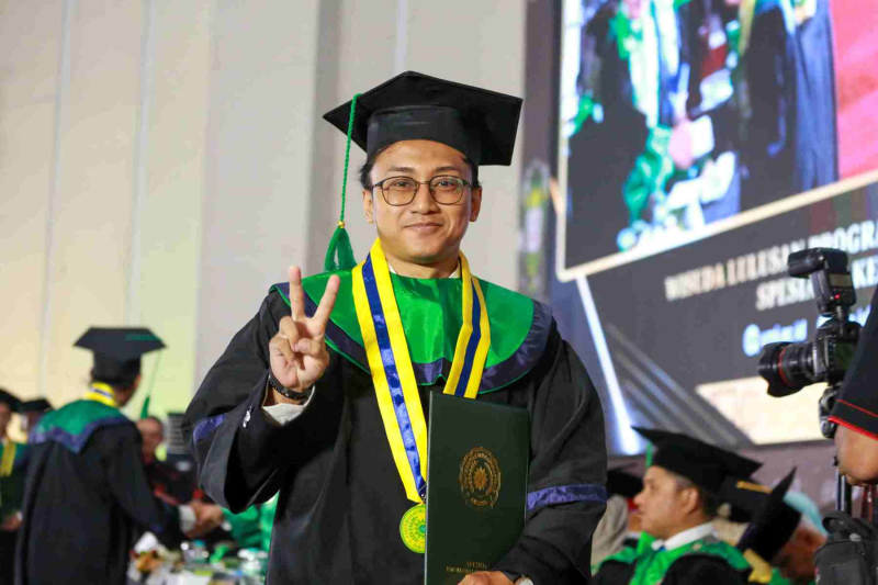 Wisuda-Mei-2025-Sesi-2_UMJ_6540