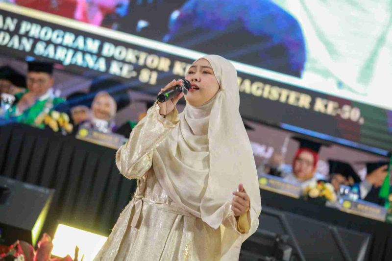 Wisuda-Mei-2025-Sesi-2_UMJ_6614