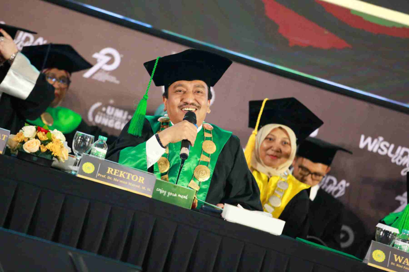 Wisuda-Mei-2025-Sesi-2_UMJ_6633