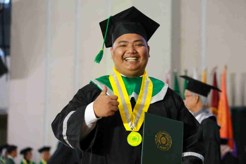 Wisuda-Mei-2025-Sesi-2_UMJ_6793
