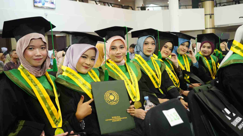 Wisuda-Mei-2025-Sesi-3_DSC06319