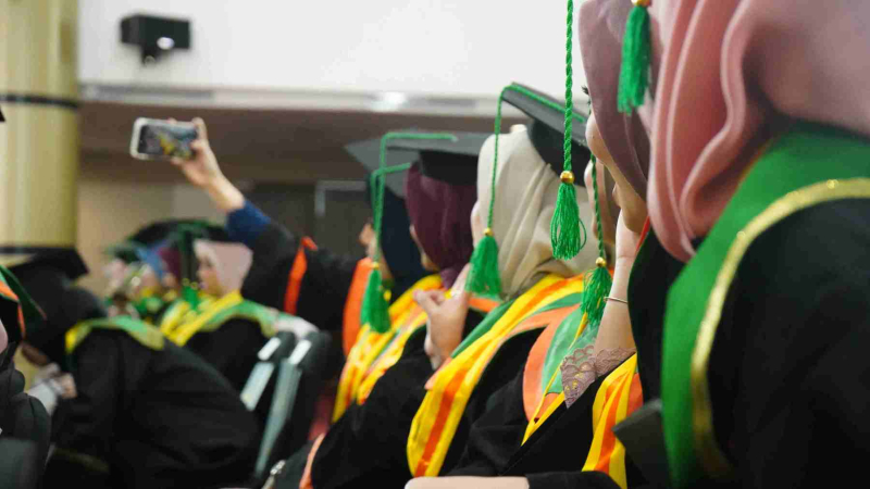 Wisuda-Mei-2025-Sesi-3_DSC06336