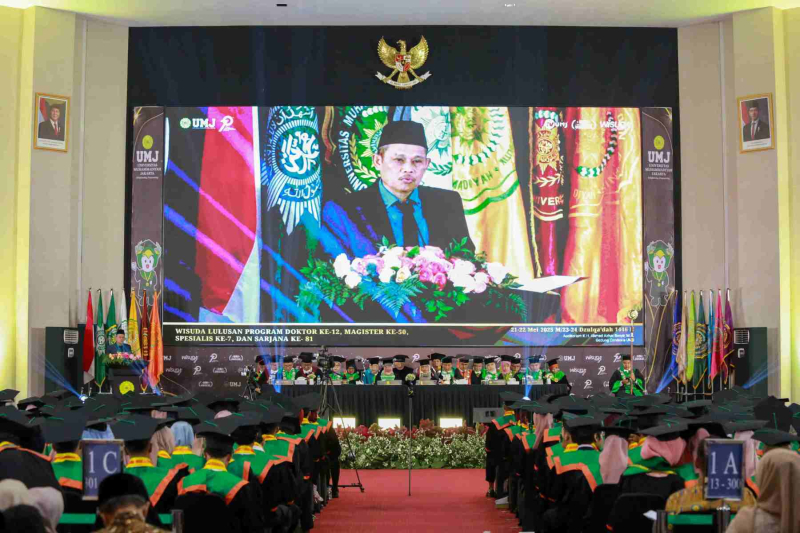 Wisuda-Mei-2025-Sesi-3_UMJ_6988