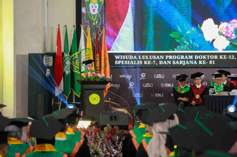 Wisuda-Mei-2025-Sesi-3_UMJ_7038