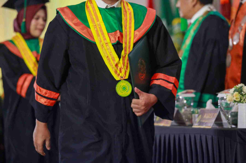 Wisuda-Mei-2025-Sesi-3_UMJ_7083
