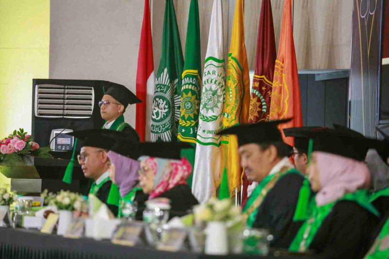 Wisuda-Mei-2025-Sesi-3_UMJ_7149