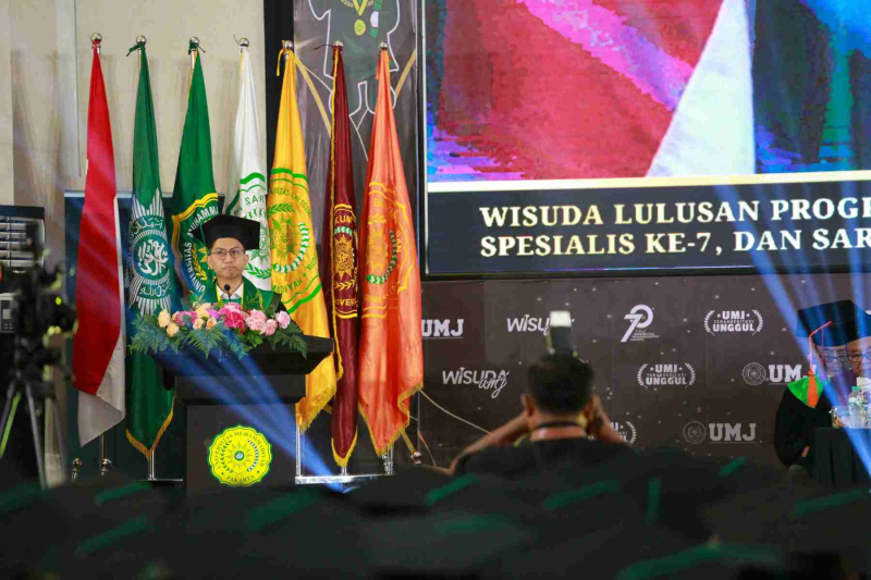 Wisuda-Mei-2025-Sesi-3_UMJ_7152