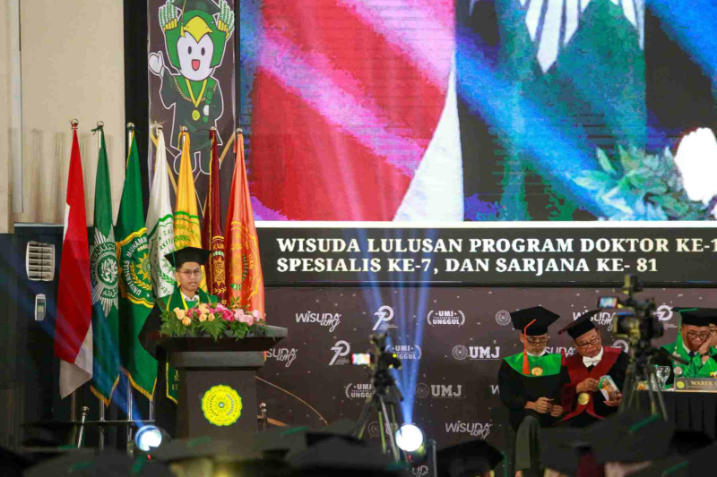Wisuda-Mei-2025-Sesi-3_UMJ_7162
