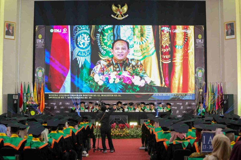 Wisuda-Mei-2025-Sesi-3_UMJ_7199