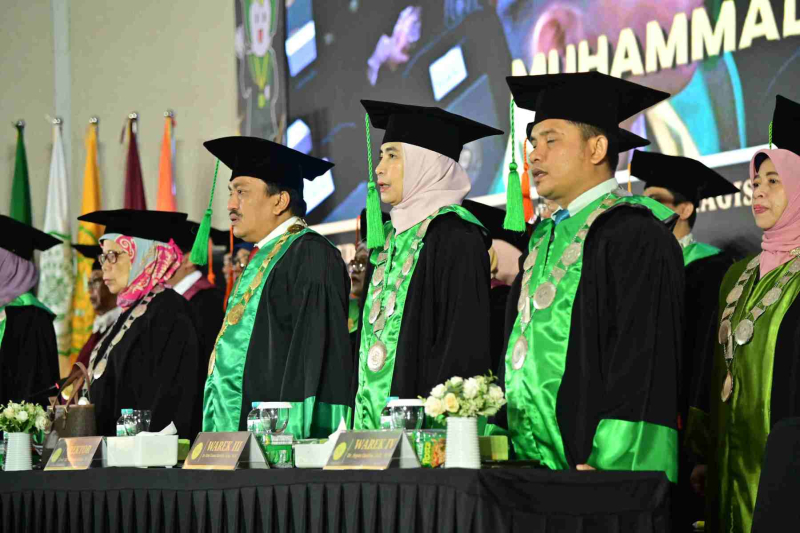 Wisuda-Mei-2025-Sesi-3_YAN_5048