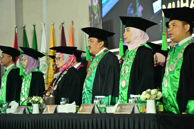 Wisuda-Mei-2025-Sesi-3_YAN_5049