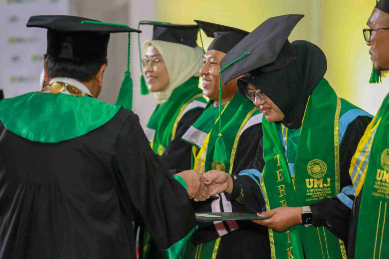 Wisuda-Mei-2025-Sesi-1_UMJ_6018