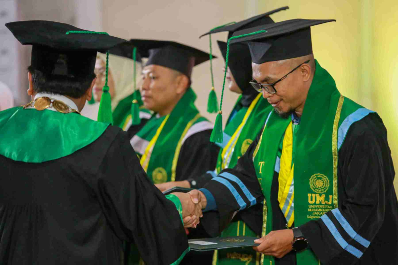 Wisuda-Mei-2025-Sesi-1_UMJ_6019