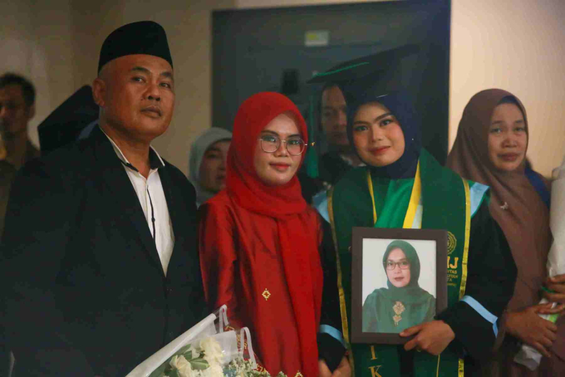 Wisuda-Mei-2025-Sesi-1_UMJ_6165