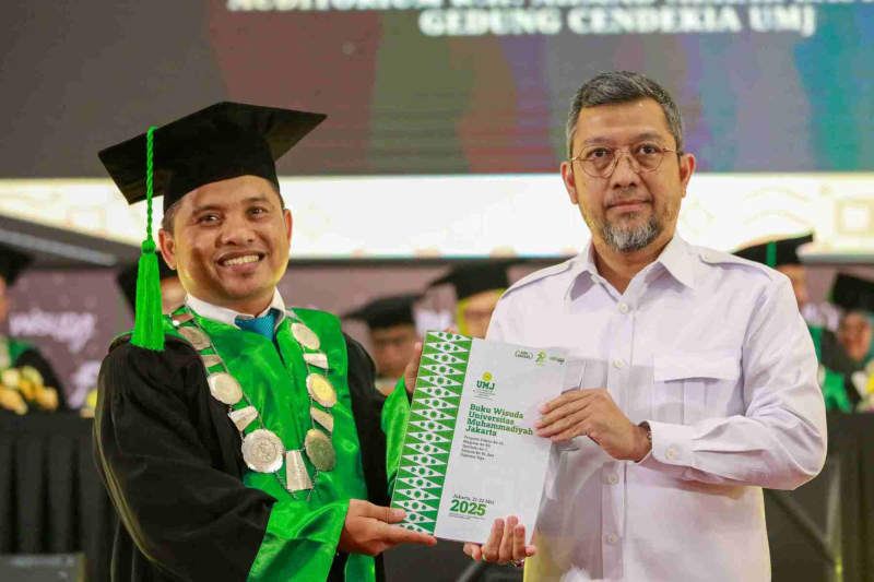 Wisuda-Mei-2025-Sesi-1_UMJ_6174