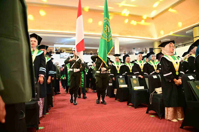 Wisuda-Mei-2025-Sesi-1_YAN_4031