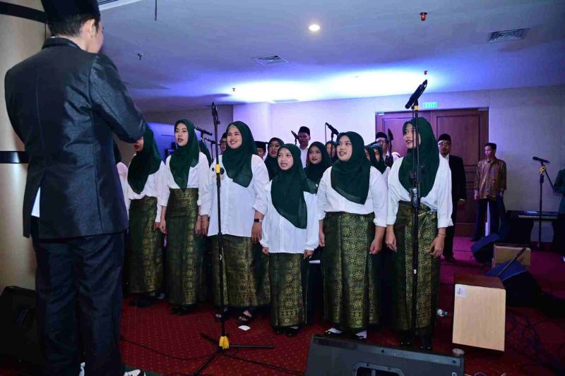 Wisuda-Mei-2025-Sesi-1_YAN_4088