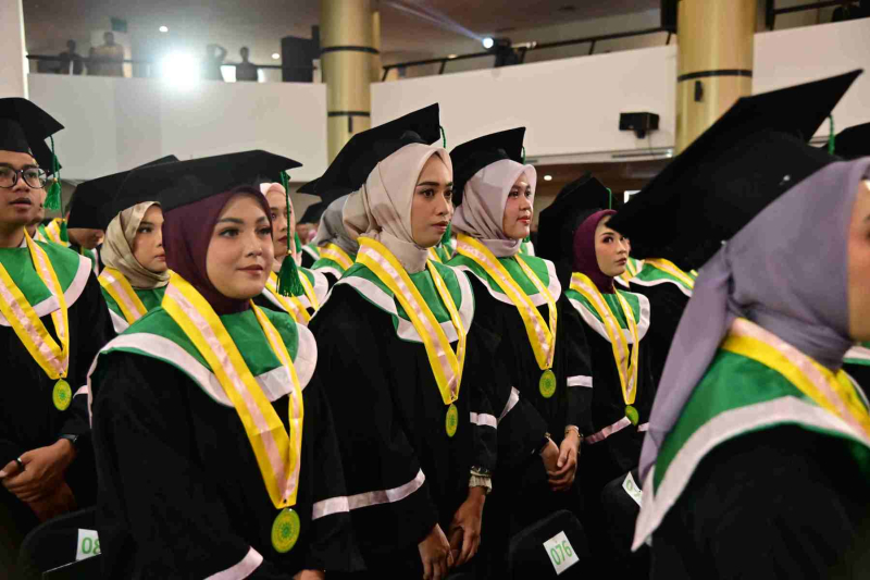 Wisuda-Mei-2025-Sesi-1_YAN_4105