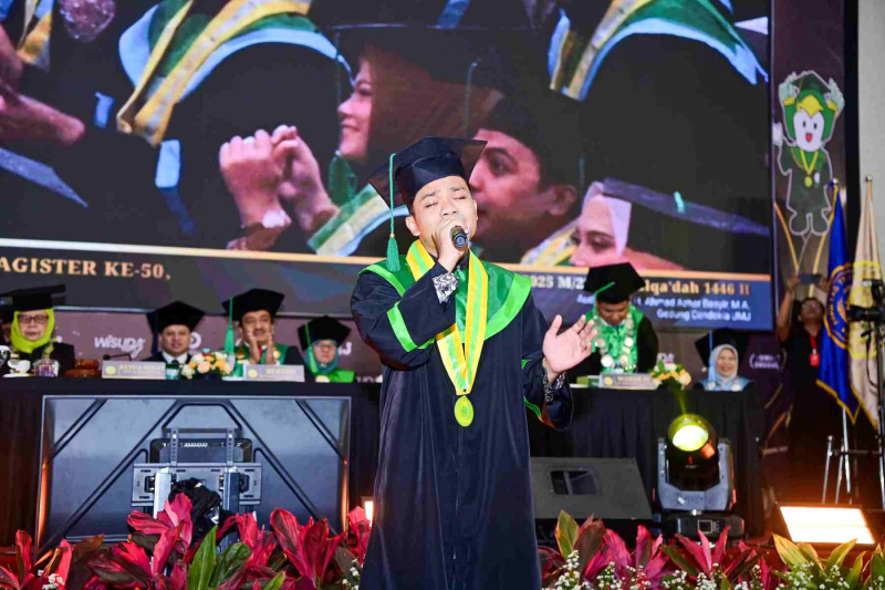 Wisuda-Mei-2025-Sesi-1_YAN_4301