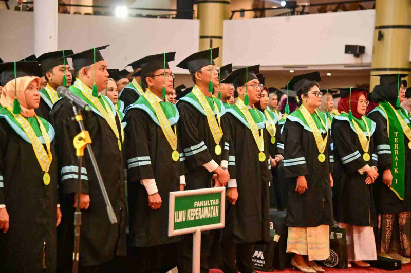 Wisuda-Mei-2025-Sesi-1_YAN_4351