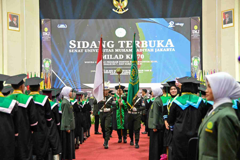 Wisuda-Mei-2025-Sesi-1_YAN_4457