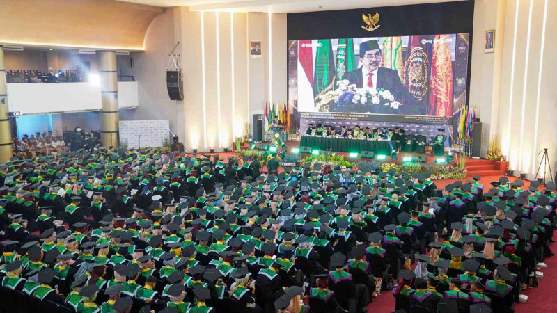 Wisuda-Oktober-2024-Sesi-1_DSC03916