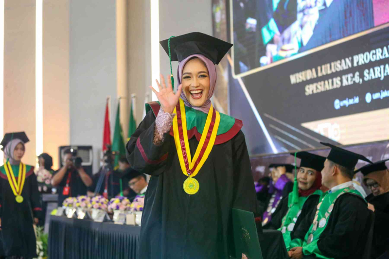 Wisuda-Oktober-2024-Sesi-1_UMJ_7611