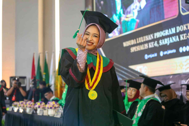 Wisuda-Oktober-2024-Sesi-1_UMJ_7613