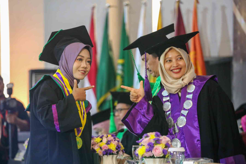Wisuda-Oktober-2024-Sesi-1_UMJ_7660
