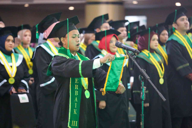 Wisuda-Oktober-2024-Sesi-1_UMJ_7667