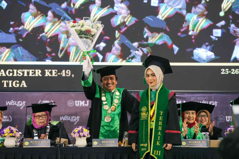 Wisuda-Oktober-2024-Sesi-1_UMJ_7712