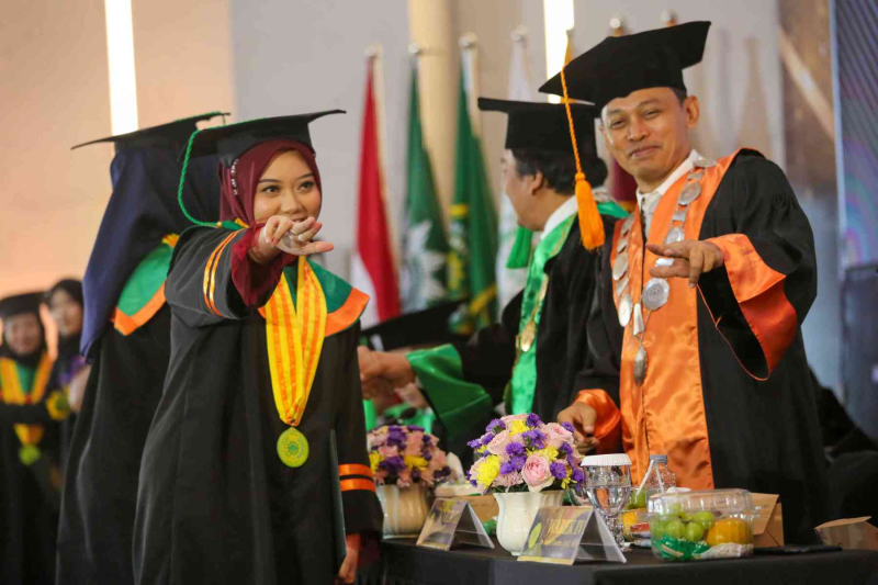 Wisuda-Oktober-2024-Sesi-2_UMJ_7946