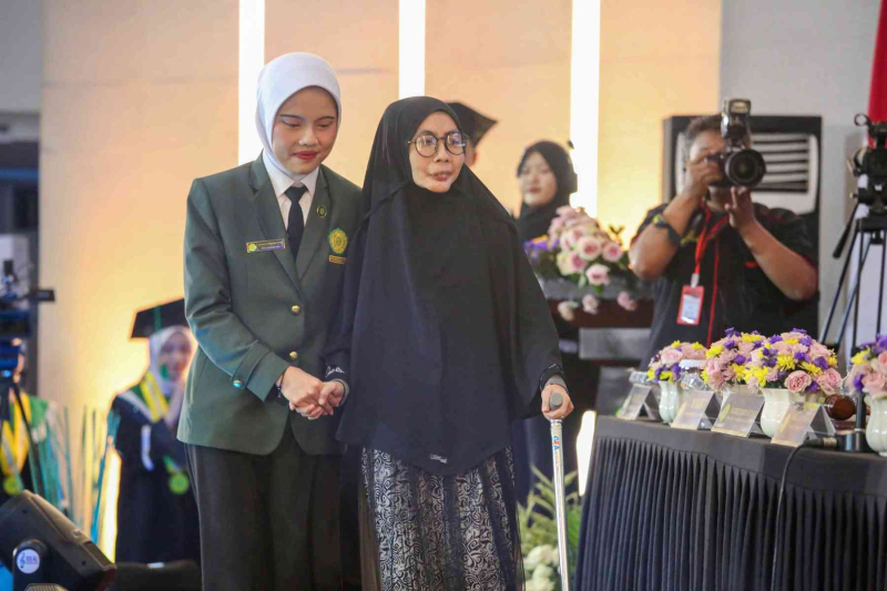 Wisuda-Oktober-2024-Sesi-2_UMJ_8139