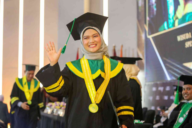 Wisuda-Oktober-2024-Sesi-3_UMJ_8575