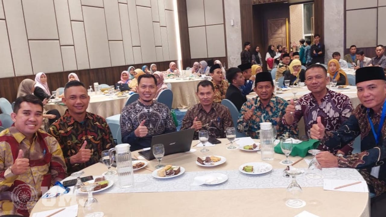 Kaprodi PAI FAI UMJ Adlan Fauzi Lubis, M.Pd.I. (paling kiri) pada pagelaran Musyawarah Nasional (Munas) Perkumpulan Prodi PAI Indonesia (PPPAII) di Hotel Mercure, Bengkulu, 22-24 Mei 2024.