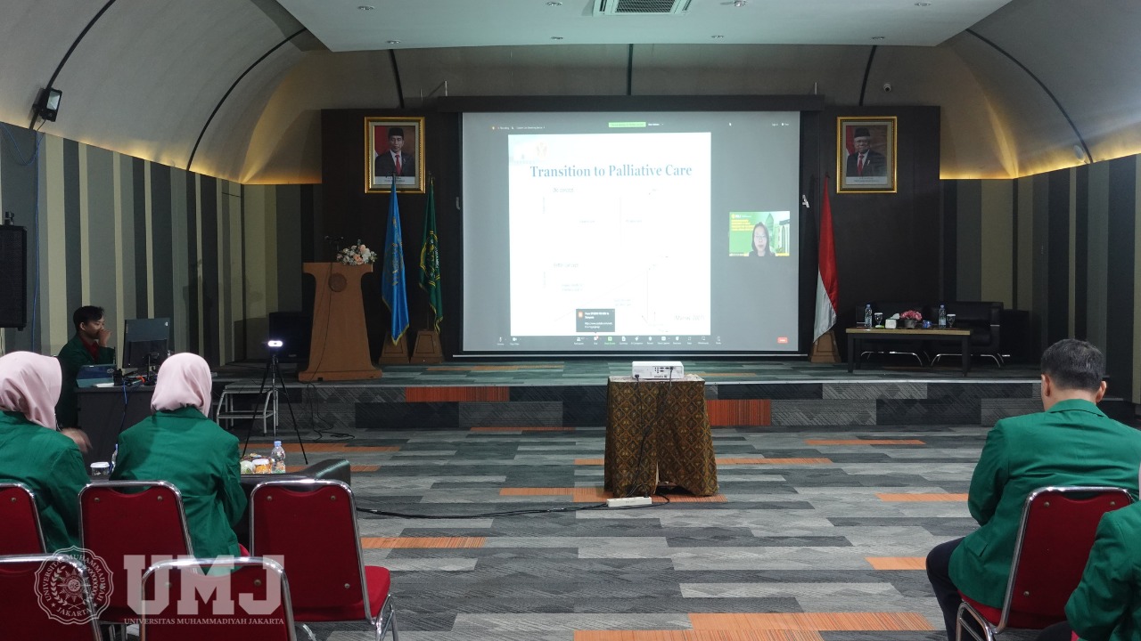 Webinar Internasional FIK UMJ Bahas Perawatan Paliatif Bagi Pasien Kanker