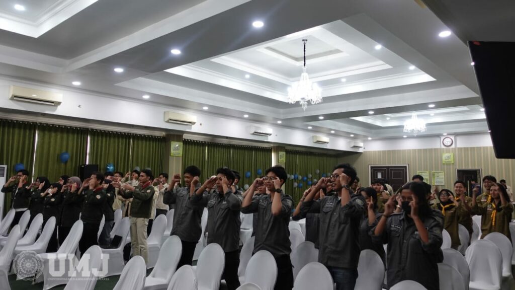 Peserta lomba TBM MERIDIEN CUP XI 2024 saat mengikuti pembukaan dan seminar serta workshop di Aula dr. Syafri Guricci FKK UMJ, Jum'at (31/05/2024).