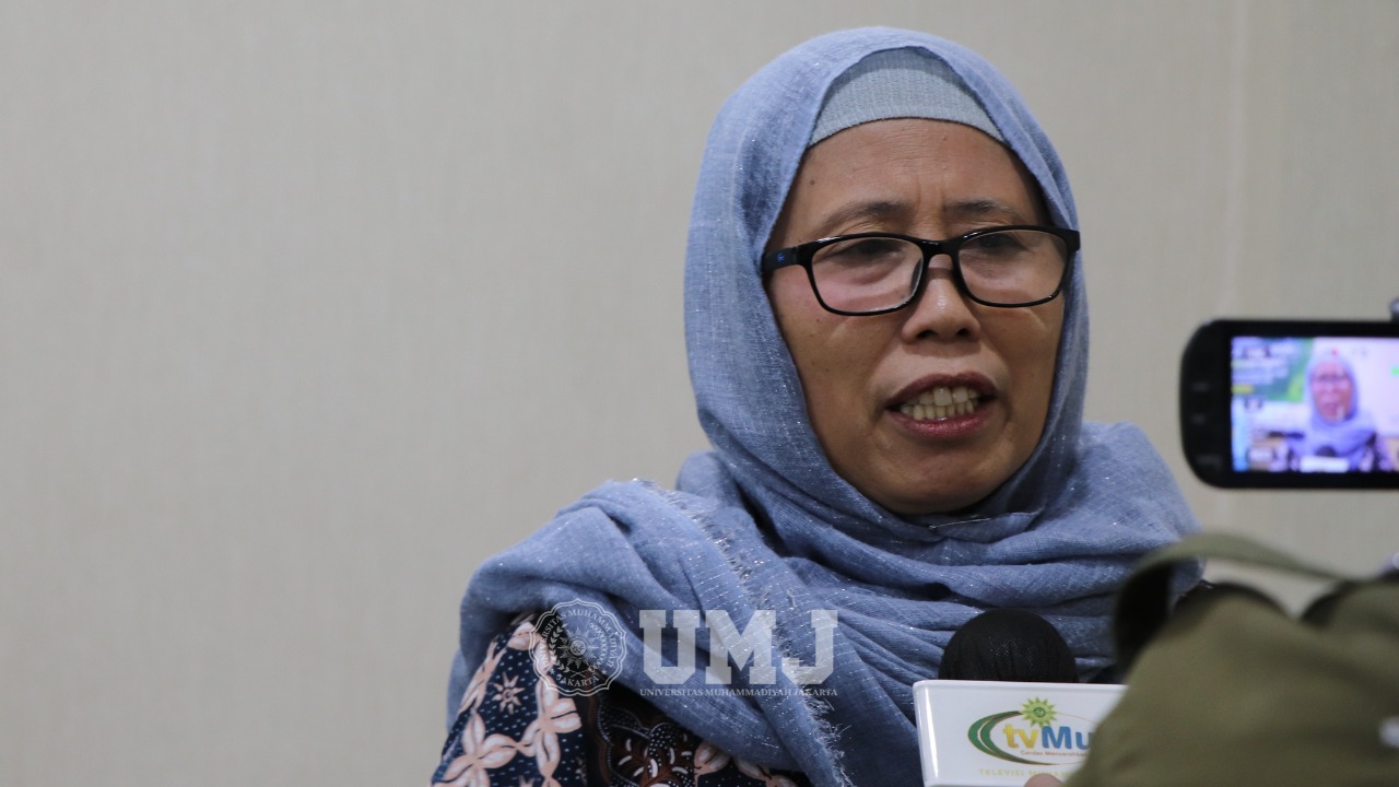 Chusnul Mar'iyah, Ph.D., FGD MIPOL dan University of Wisconsin AS