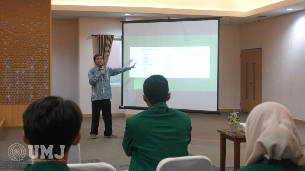Ketua PRIM New South Wales Dr. Izza Rahman, MA. menjadi narasumber seminar membahas Pesan Matematis Al-Qur'an di Auditorium FKM UMJ, Kamis (04072024).