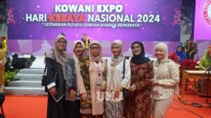 Prof. Masyitohkowani expo 2024 kebaya nasional