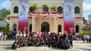 Mahasiswa KKN UMJ Rayakan HUT RI ke-79 di Kamboja