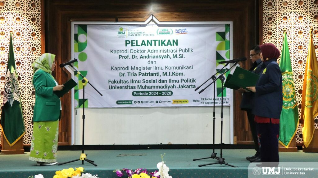 Prof. Dr. Evi Satispi, M.Si., melantik Ketua Program Studi (Kaprodi) Doktor Administrasi Publik serta Kaprodi Magister Ilmu Komunikasi di Aula Kasman Singodimedjo, Rabu (18/09/2024).
