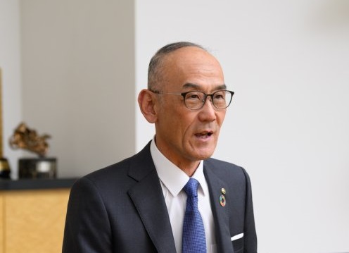 Yoshihiro Hidaka
