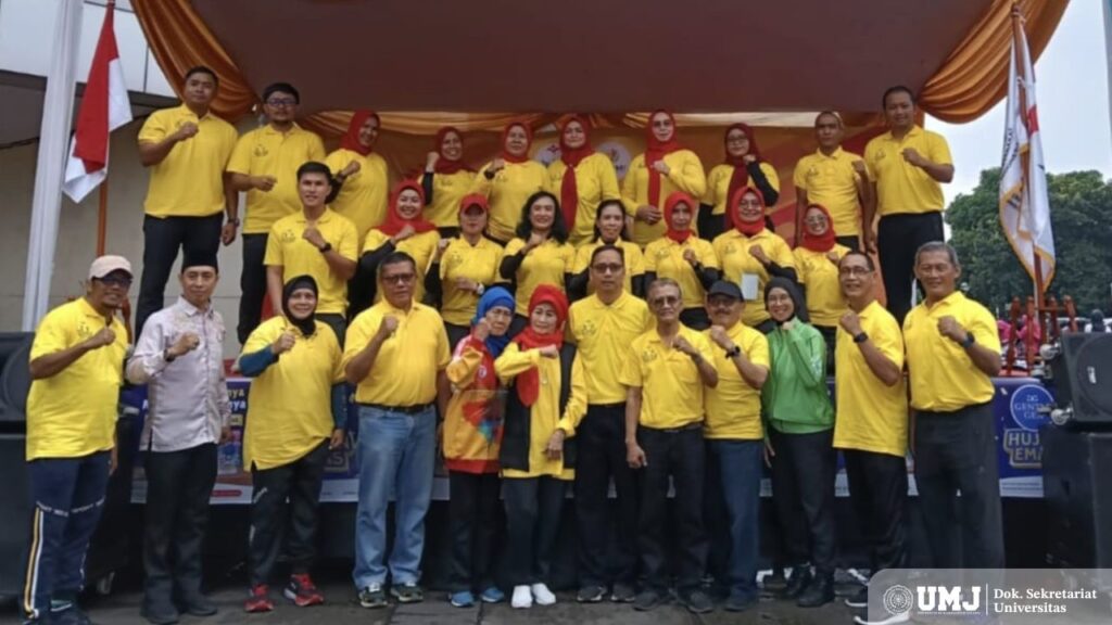 Dosen POR UMJ saat dikukuhkan pada Ahad (2/2/2025) di GOR Ciracas, Jakarta Timur (Foto : Dok. Pribadi)