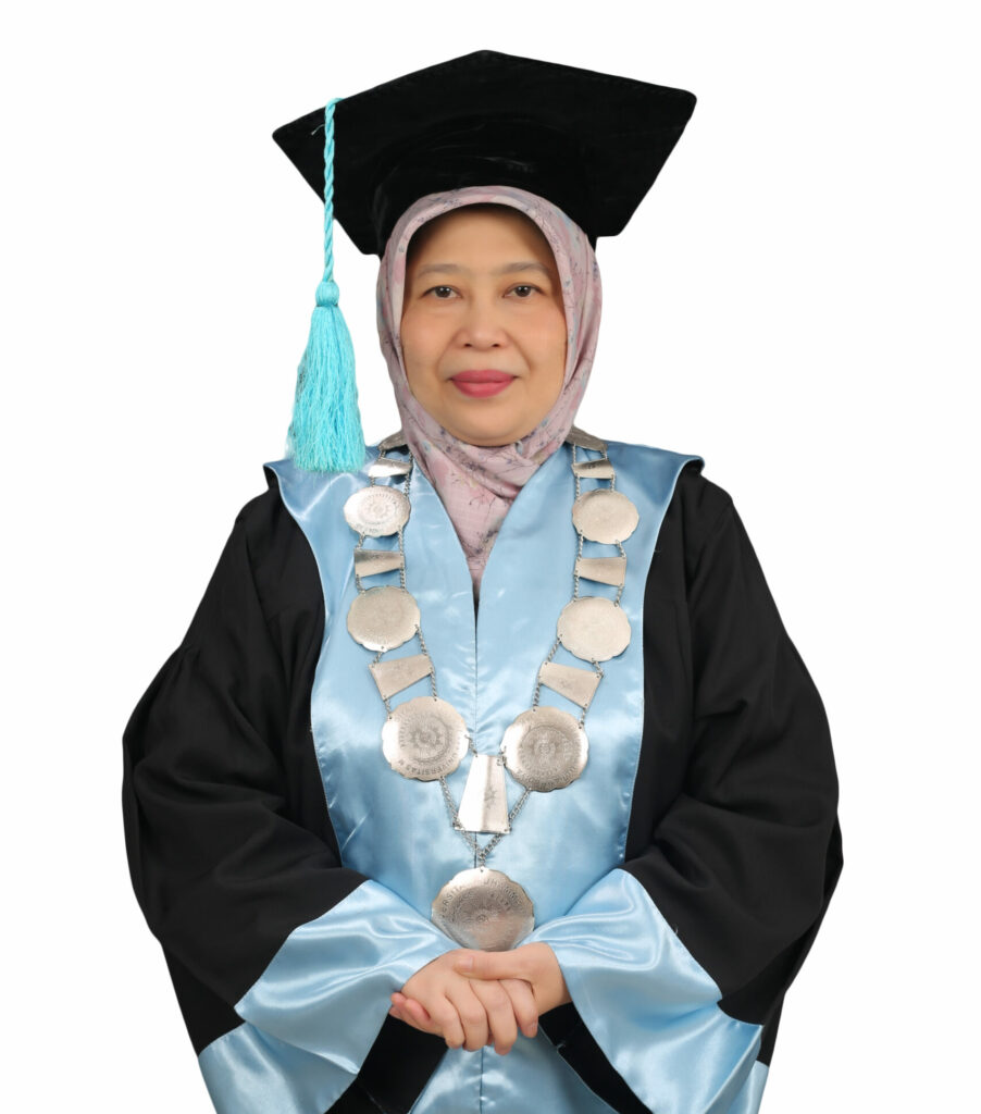Dekan FIK Dr. Yani Sofiani. S.Kep., Ns. M.Kep. Sp.KMB
