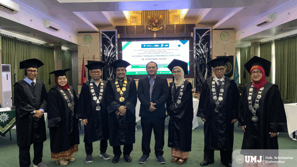 Kegiatan Sidang Terbuka Promosi Doktor ke-84 atas nama M. Khozinul Huda di Auditorium dr.Syafri Guricci, Fakultas Kedokteran dan Kesehatan UMJ, Kamis (17/07/2025) (Foto : SPs UMJ)