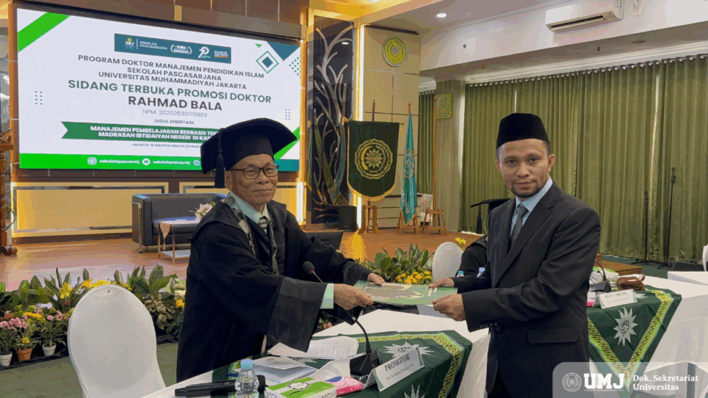 Bahas Manajemen Pembelajaran Berbasis Teknologi, SPs UMJ luluskan Doktor ke 90