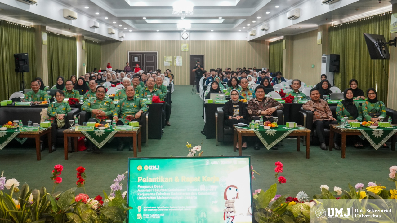 Acara ilmiah AFKSI yang dihadiri oleh Mahasiswa, Dosen Fakultas Kedokteran Perguruan Tinggi Swasta seluruh Indonesia, beserta Pimpinan UMJ dan Pengurus Besar AFKSI (Foto : KSU/ Fahmi)
